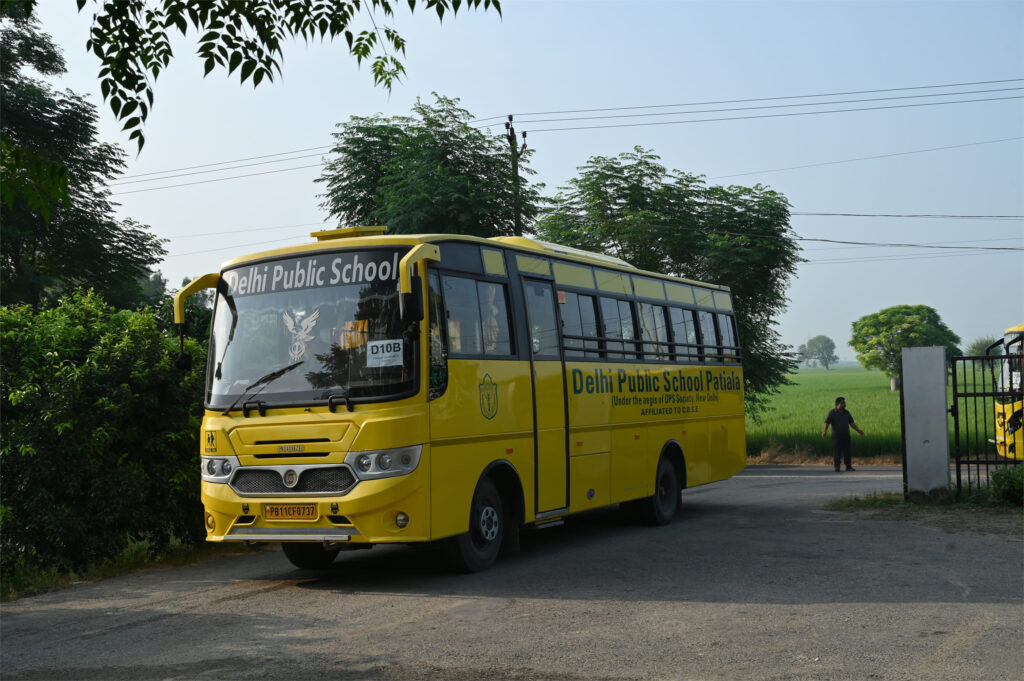 DPS Patiala bus